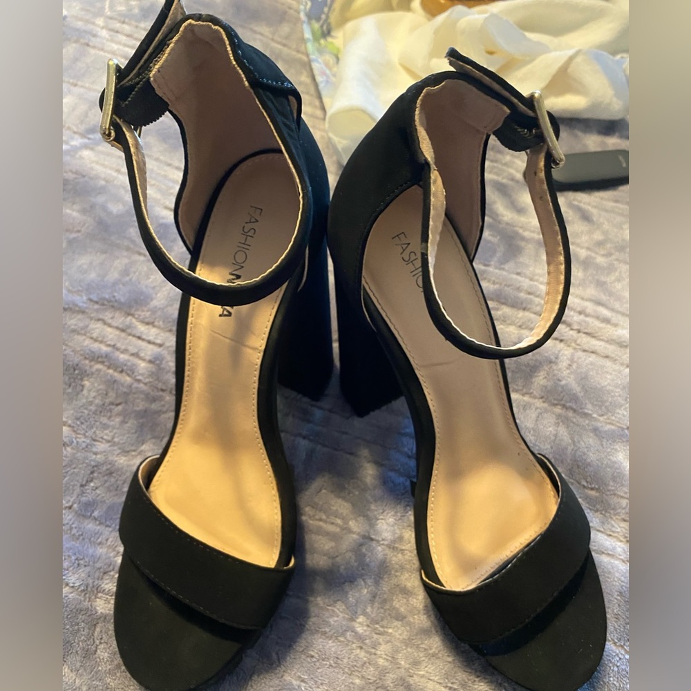 Fashion Nova Women’s Stiletto - Picture 6 of 11